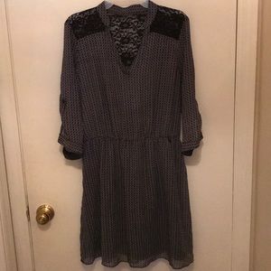 Women’s dress